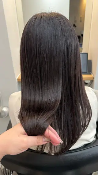 セミロング カラー WISTERIA P LUS1 ikumiのヘアスタイル