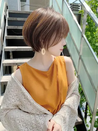 ショート カラー 木屋元一/透明感 /前髪/韓国ヘアのヘアスタイル