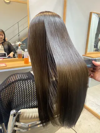 ロング F-card所属・shiga mariaのヘアスタイル