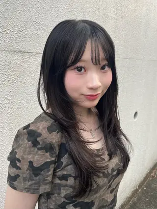 ロング 【艶髪カラー】 omiのヘアスタイル