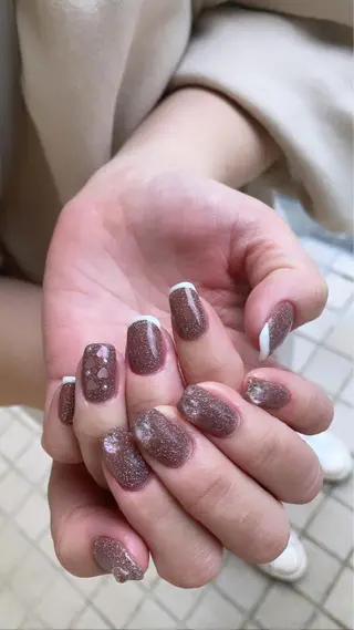ネイル nailsalon　hue所属・小山 羽奈のネイルデザイン