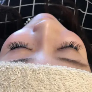 マツエク・マツパ La Chance. Sayakaのエステ・リラクイメージ