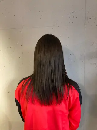 ロング カラー まるやま ゆいかのヘアスタイル