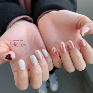 ネイル feliseey 〘フェリシー 〙のネイルデザイン