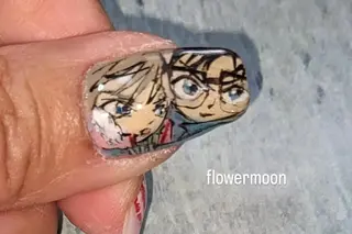 ネイル フラワー ムーンのネイルデザイン