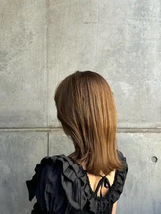 ミディアム 新宿髪質改善レイヤー カット内田智大のヘアスタイル