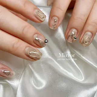 ネイル nailsalon Mirrorのネイルデザイン