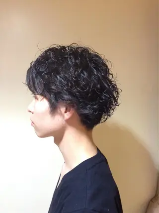 ショート パーマ メンズ neolive emのヘアスタイル