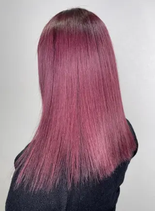 セミロング RIO🩶NEXT/ エクステ/ハイトーンのヘアスタイル