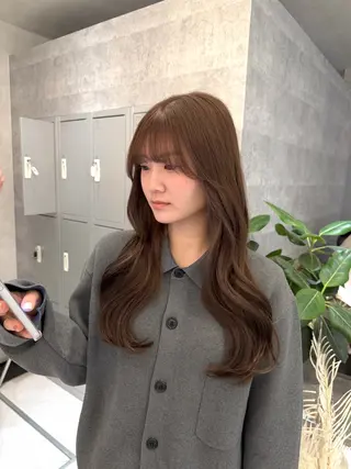 ロング カラー enu  hair所属・ブリーチなしベージュ レイヤーカットはるかのヘアスタイル