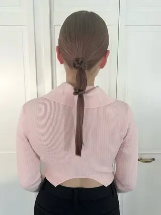 カラー ブリーチカラー🎀 韓国風/寺門美優のヘアスタイル