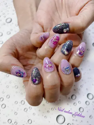 ネイル Lakkus T－CHIのネイルデザイン