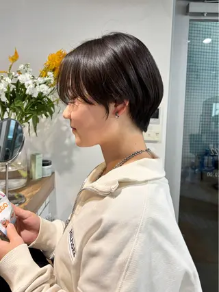 ショート ブリーチなし🥣 透明感カラー/小由葵のヘアスタイル