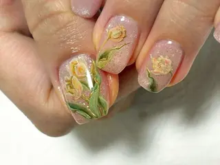 ネイル FIORITURA Maikoのネイルデザイン