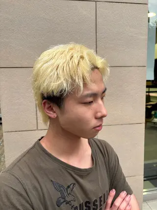 ショート カラー フェザーパーマ🪶 シャドウ/ジュンエイのヘアスタイル