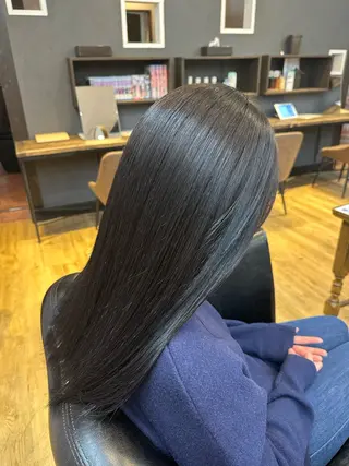 ロング カラー 荻野 翔太朗のヘアスタイル