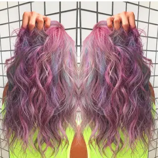 セミロング カラー rollen所属・美魔女 美容師NAOのヘアスタイル