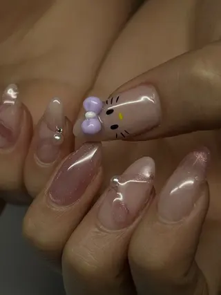 ネイル ⁸ᵃᵖᵖʸ🐝⋆゜ MöEのネイルデザイン