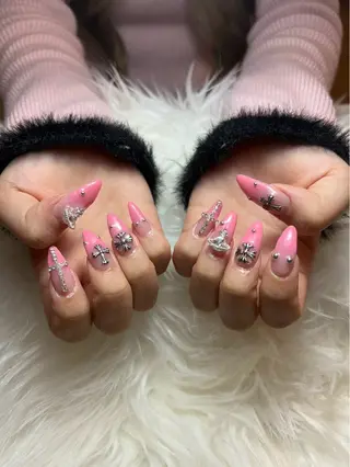 ネイル hairsBERRY 久留米店所属・BERRY  久留米 Ayakaのネイルデザイン