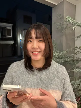 ミディアム カラー kiyoi hair design所属・上米良 麻衣のヘアスタイル