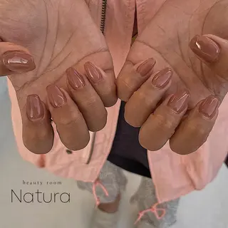 ネイル マツエク・マツパ アイブロウ beautyroom Naturaのネイルデザイン