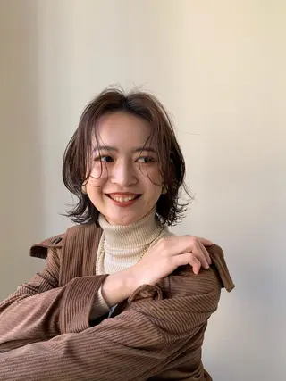 ショート カラー サソウ ユリエ🥥のヘアスタイル