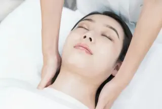 整体フェイシャル EMINALのエステ・リラクイメージ