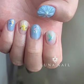 ネイル アトリエ　ミモザ所属・いまむら あかりのネイルデザイン