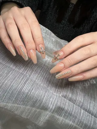 ネイル Lee Nails チップ長さだし専門店のネイルデザイン
