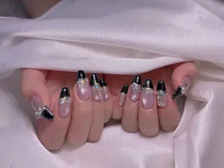 ネイル M2ネイルサロン【長さ出し&フィルイン導入店】所属・長さ出し専門店 RIRIのネイルデザイン