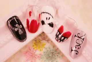 ネイル リラネイル Aikenのネイルデザイン