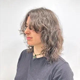 ミディアム パーマ ヘアアレンジ 🫧RYOグレージュ /透け感カラー🫧のヘアスタイル