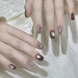 ネイル B&B  Nail のネイルデザイン