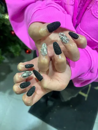 ネイル waka❤️✨ レイヤーボブ/ネイルのヘアスタイル