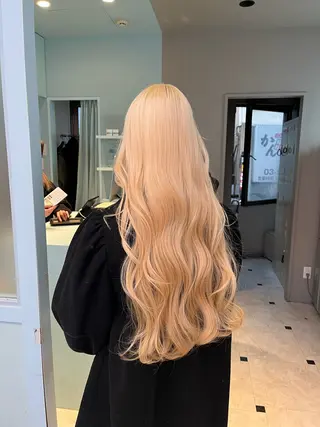 ロング カラー ブリーチカラー 🩵MIZUKIのヘアスタイル