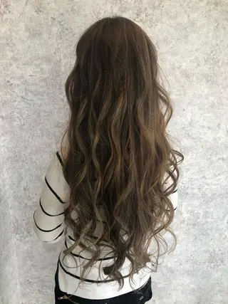 ロング 杉田 一浩のヘアスタイル