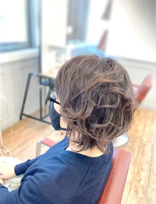 ショート カラー 菅原 綾のヘアスタイル