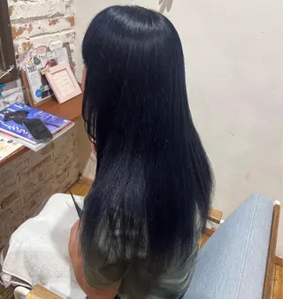 ロング ハイトーン/ ダブルカラー/透明感のヘアスタイル