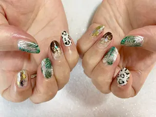 ネイル 手塚 里奈のネイルデザイン