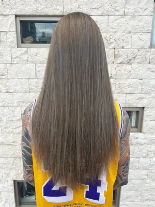 ロング カラー kisa nakajimaのヘアスタイル