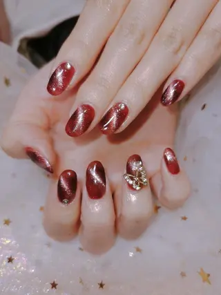 ネイル ミディアム フィルイン、長さ出し 深爪矯正のネイルデザイン