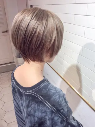 ショート カラー レイヤーカット× 髪質改善たもりのヘアスタイル