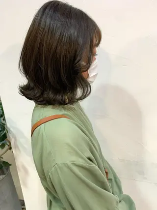 ミディアム カラー レイヤー/韓国ヘア 杉浦結梨のヘアスタイル