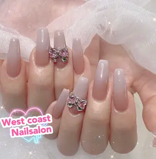 ネイル リボン、ガーリー パーツ放題専門店のネイルデザイン