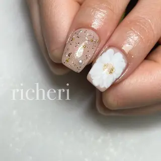 ミディアム ネイル richeri beautyのネイルデザイン