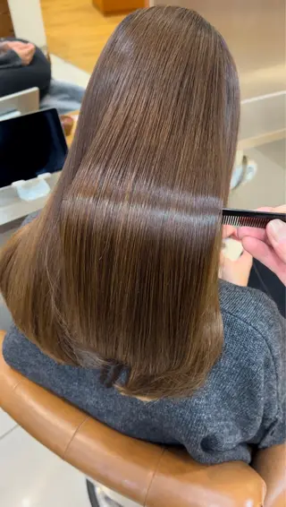 ロング アンルポン所属・unlepont 江坂[髪質改善]🪽のヘアスタイル