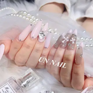 ネイル UN NAILのネイルデザイン