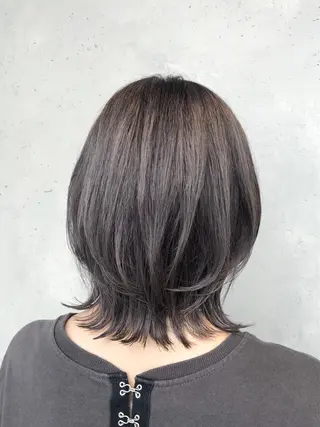 ショート カラー ヘアアレンジ ｲﾝﾅｰｶﾗｰ屋さん 🫧伊藤拓実のヘアスタイル