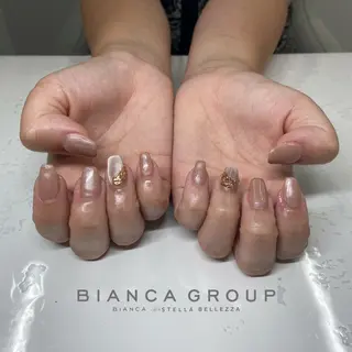 ネイル Bianca 若松 颯菜のネイルデザイン