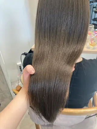 ロング ✨色持ちの良い艶 カラー✨蟹江真世のヘアスタイル